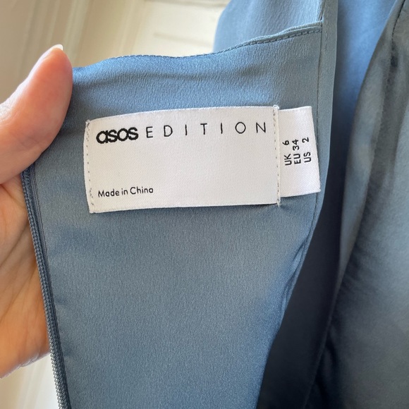 ASOS limited satin formal dress - Picture 2 of 3